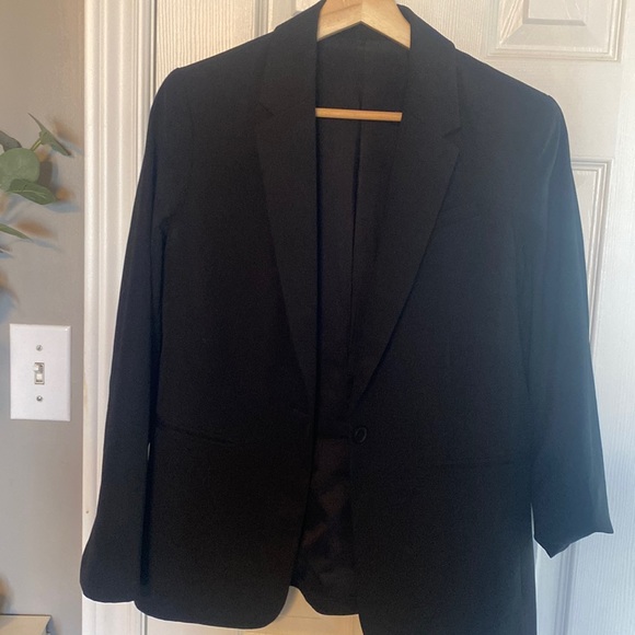 Everlane Jackets & Blazers - Everlane black blazer, size 4